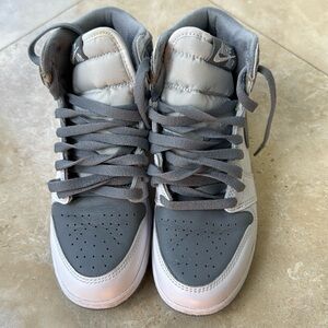 (YOUTH) Big Kids' Air Jordan Retro 1 High OG Casual Shoes